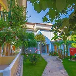 Zehra Tatil Koeyue