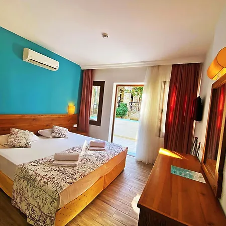 Hotel Zehra Tatil Köyü- Halal 4*