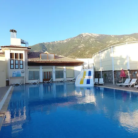 Otel Zehra Tatil Köyü- Halal 4*