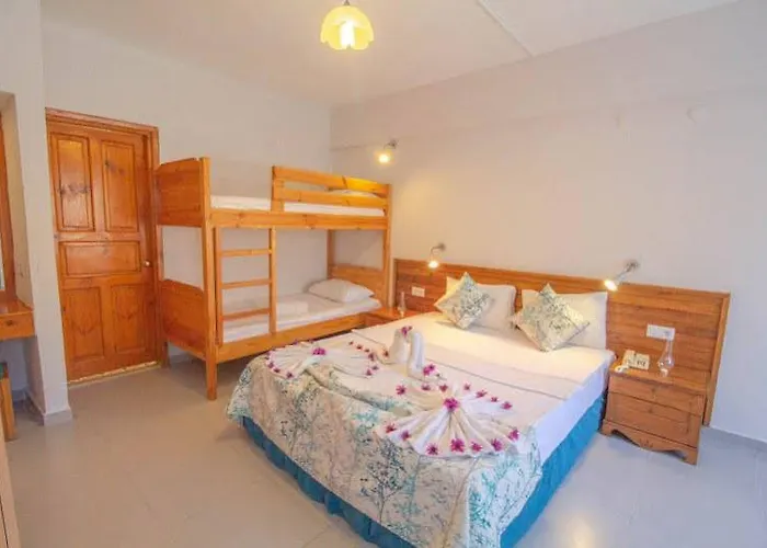 Zehra Tatil Koeyue Hotell 4*