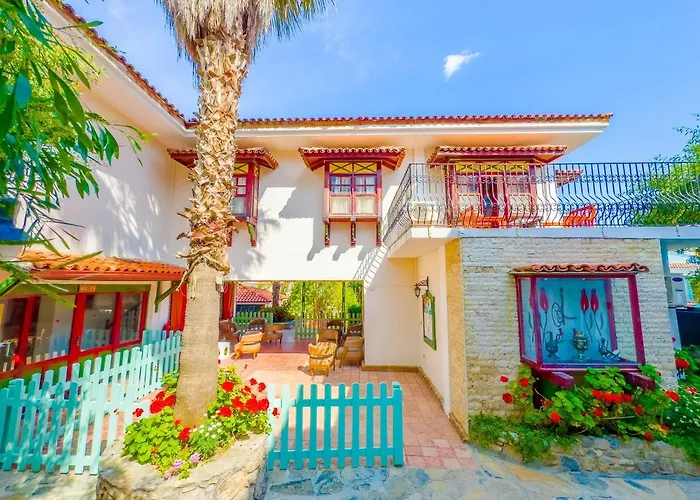 Hotel Zehra Tatil Koeyue 4*