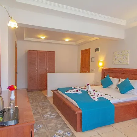 Zehra Tatil Koeyue Szálloda 4*