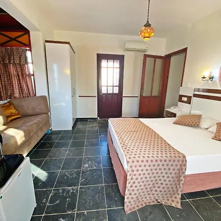 Zehra Tatil Köyü- Halal 4*