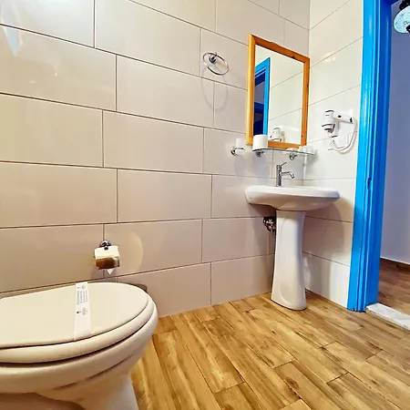 Zehra Tatil Koeyue Szálloda 4*