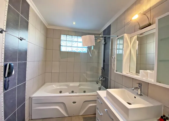 Otel Zehra Tatil Köyü- Halal