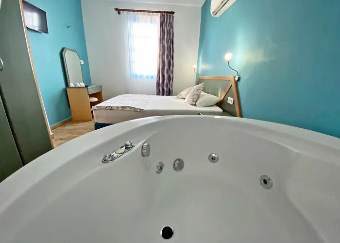 Otel Zehra Tatil Köyü- Halal