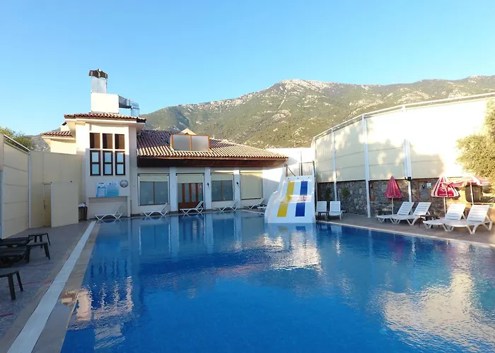 Otel Zehra Tatil Köyü- Halal 4*